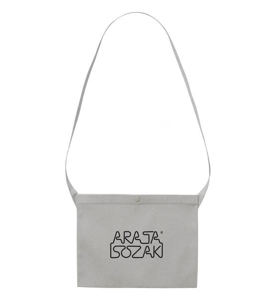 サコッシュ Arata Isozaki ロゴ グレー/ブラック